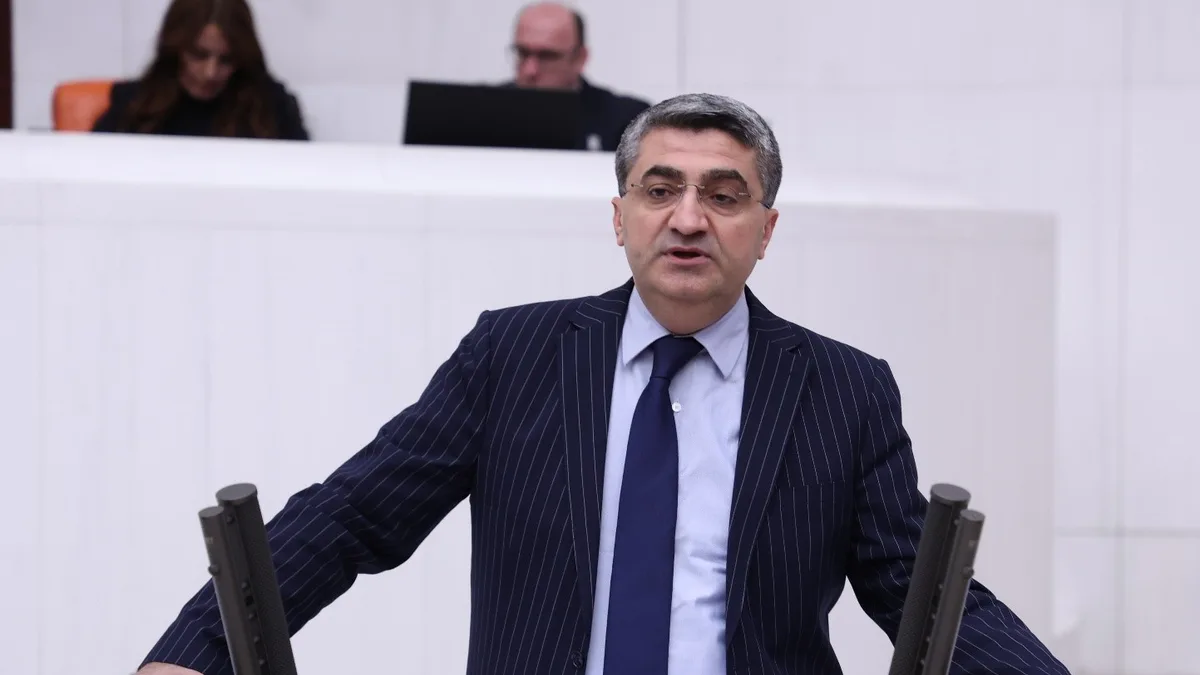 EKMEN: “DİĞER SORUMLULAR NE OLACAK?”